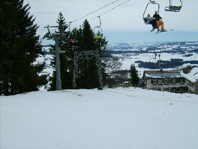 Tallifte mit Blick aufs Flachland