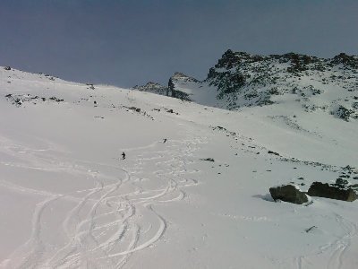 So, jetzt ist der Hang schon nicht mehr so jungfräulich