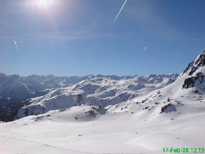 Blick von der Bergstation der Krössbichlbahn Richtung Mayrhofen - was für ein Traum-Panorama...