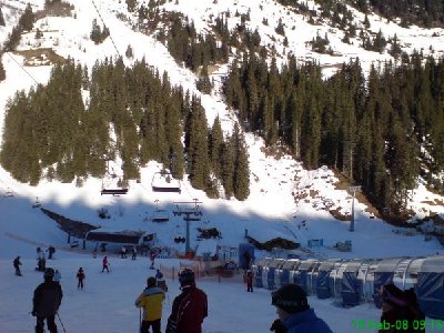 Links die 8KSB Tappenalmbahn, in der Mitte die 4KSB Lärchwald und ganz rechts die 6KSB Schneekar