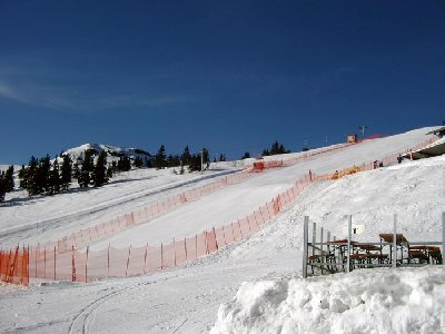 Heuer wird scheinbar tatsächlich erstmalig direkt unterm Gipfel gestartet