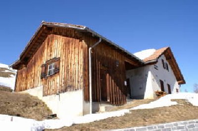 Ehemalige Käserei und Talstation der Transportseilbahn