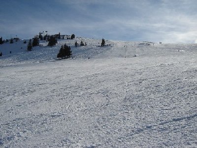Auf der von mir angesprochenen Carvingpiste am Schlepper 3 mit Blick nach oben