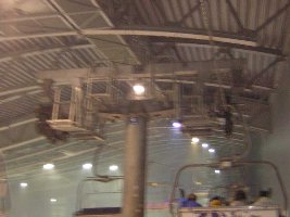 nee hab vor dem skifahren nichts getrunken. und die Bahn hat auch kein 44 stützen