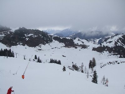 Blick von der Piste am Reckmoos auf eben diesen Lift