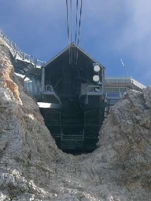 Einfahrt BZB Zugspitze