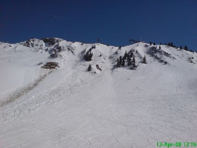 Schneebretter unterhalb der Kanzelwandbahn-Bergstation