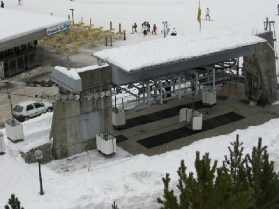 Telebenne Korblift (Talstation) in Flaine.jpg