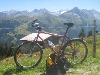 Mountainbike  auf dem Schmankerlweg.jpg