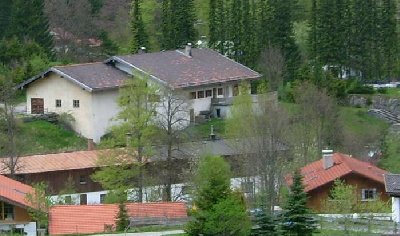 nochmals das verdächtige Gebäude...