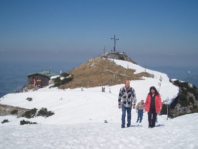 Blick zurück auf die Hochalm und auf das Geiereck 1.805 m