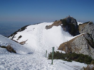 2 kleine Mulden verkürzen die Gehzeit bißchen