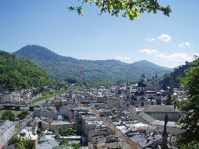 nun mit eingezeichnetem Trassenverlauf