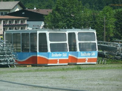 Gondel´n schon auf´m Parkplatz