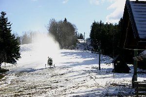 Eigentlich sollte dieses Foto ins News - Topic: zum ersten Mal Beschneiung am SCHL Sedlo, die Anlage ist heuer neu.