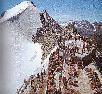 Bergstation der Pendelbahn zum Corvatsch auf 3303 Meter