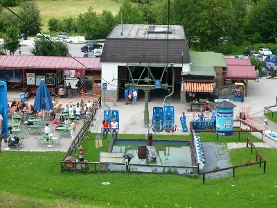 Talstation der Bahn...