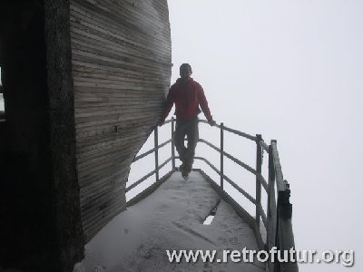 Doch, man kann dort auch stehen :-)