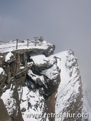 Teil der östlichen aussichtsplattform. Teile ebendieser sind eingebrochen.