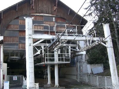 Talstation... typischer Montaz Ausfahrtniederhalter