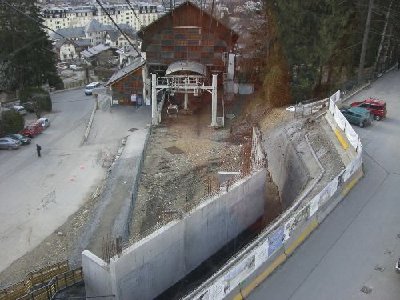 Erste Vorabeiten für den Neubau der Bahn wurden schon 2007 durchgeführt