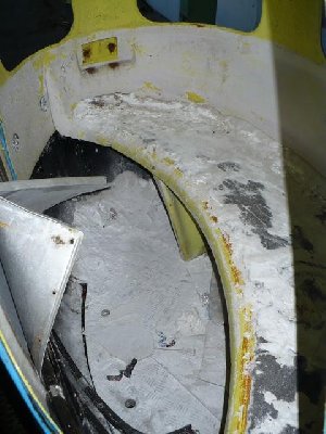 Interier der Gondel - wirklich für 4 Pers.? :-)