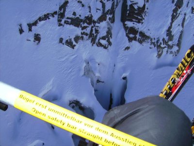 tiefe Spalten unter der 6KSB Eisjoch