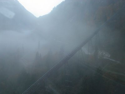 Im Tal noch ein wenig Nebel...