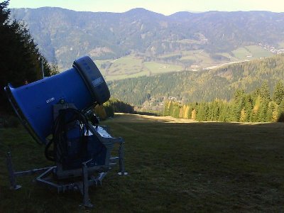 Die Schneekanonen sind schon in Position, oder vielleicht noch immer?