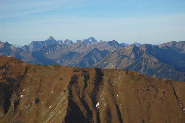 Fellhorngrat mit Blick in Richtung Kleinwalsertal