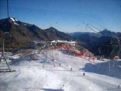 Zwar schlechte Qualität, aber ich denke man kann die Schneesituation doch ganz gut erkennen