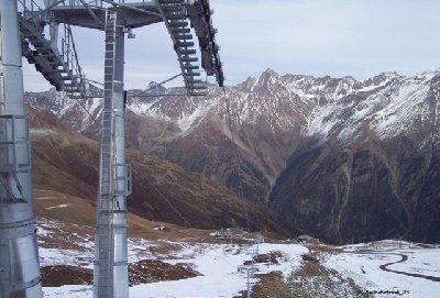 Die Strecke von der Bergstation aus gesehen.