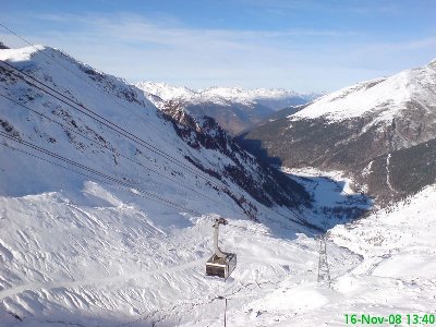 Am Spätnachmittag fuhren wir dann noch mehrmals zur Mittelstation ab und gegen 15 Uhr gingen für uns 2 absolut traumhafte Skitage zu Ende. Fazit: super Opening - alles richtig gemacht ;-)