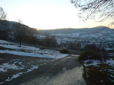 Richtung Norden gedreht. Hier gibts noch einige Schneereste... leider reichts nichts zum Rodeln.