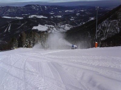 Beschneiung auf der Kogelpiste.