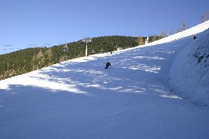 Nochmals der heuer neue Endabschnitt der '6'. Obwohl ganz neu und bestimmt noch nicht 100% begrünt, toll zu fahren und 100% steinfrei duch sehr gute Beschneiung!