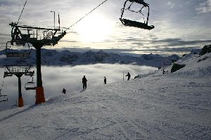 Nochmals 4KSB Panoramabahn und das Nebelmeer unten.