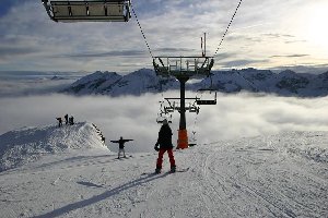 ... aus dem 'sonnigen Süden' zogen hingegen immer wieder sowohl hohe Wolken als auch Nebel hinein!