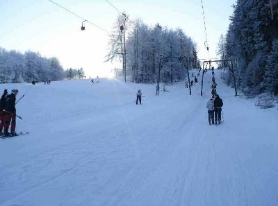 beide Lifte (ca. 700 und 1.400m lang)