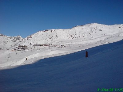 Nochmals Blick von Piste 12 zur Idalp