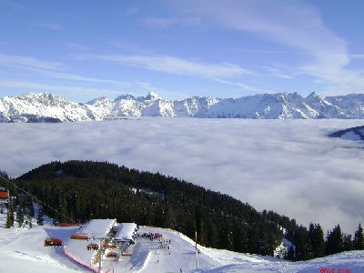 Noch hängt Nebel über dem Tal...