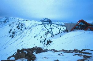 Station und Stütze der 3S-Bahn