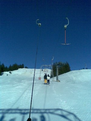 Skilift Ibergeregg Kulm, mit Bergstation Skilift Alpstubli