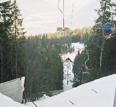 Blick auf den unteren Trassenteil vom Skiweg aus