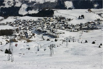 Vella_alter Sessel.jpg