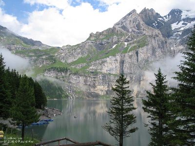 Oeschinensee im Sonnenschein