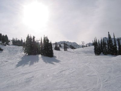 4-KSB Big Red Express links und 3-SB Franz's Chair rechts (nicht in Betrieb)
