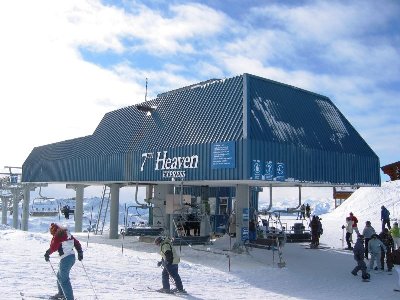 Bergstation 4-KSB 7th Heaven Express, mit 2284 m höchster Punkt im Skigebiet von Whistler-Blackcomb