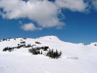 Die Bergstation aus der Flute Bowl betrachtet