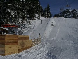 Der neue Weselelift, ein Tellerlift, der auf gleicher Höhe wie die 4KSB losgeht (nur auf der anderen Seite) und bis zum Übungs-Areal unterhalb des Bergrestaurants geht